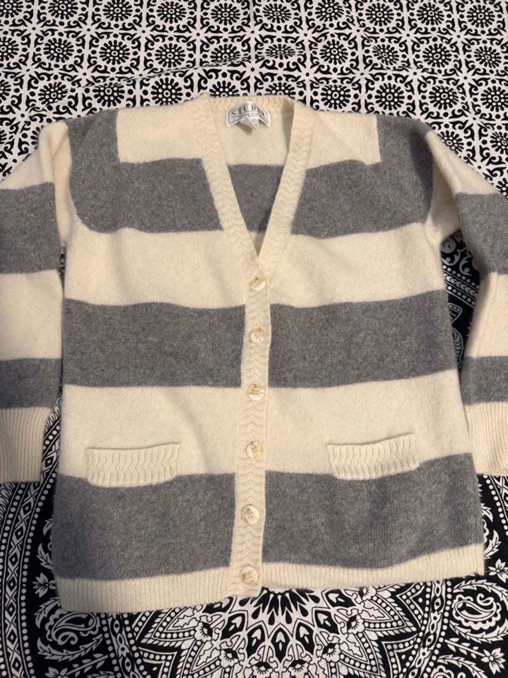 Studio 1940 Cream & Gray Striped V-Neck Button Cardigan